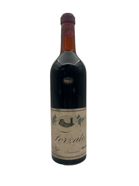 Flaske af Forzato Nino Negri 1958 rødvin med etiket