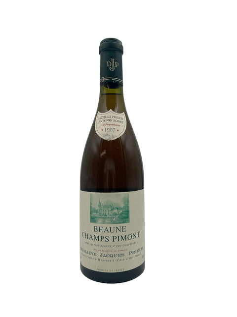 Flaske af Beaune Champs Pimont 1997 fra Jacques Prieur