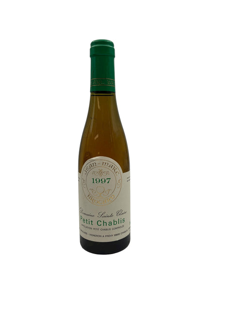 Flaske af Petit Chablis Jean-Marc Brocard 1997 med grøn kapsel og klar etiket