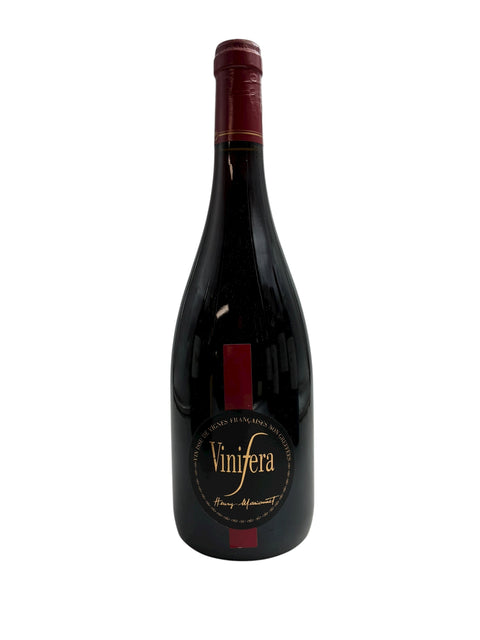 Vinifera Henry Marionnet flaske med dyb rød farve