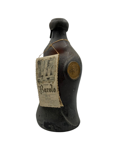Flaske Barolo Antica Vineria 1970 med original etiket