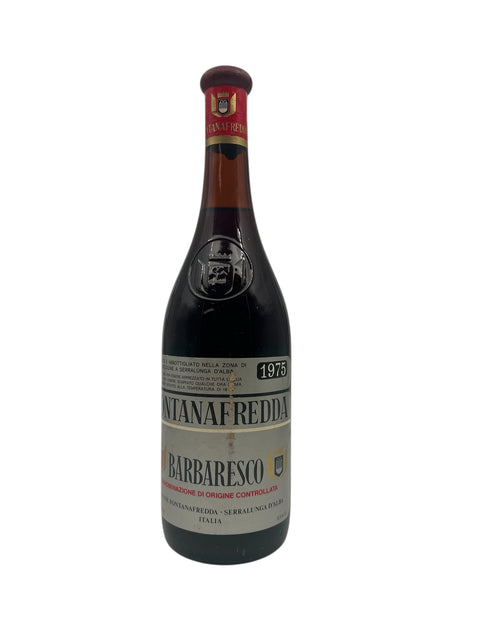 Flasche Barbaresco Fontanafredda aus dem Jahr 1975