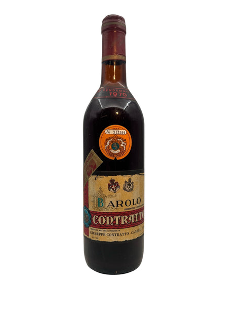 Fles Barolo-wijn uit Contratto vintage 1970