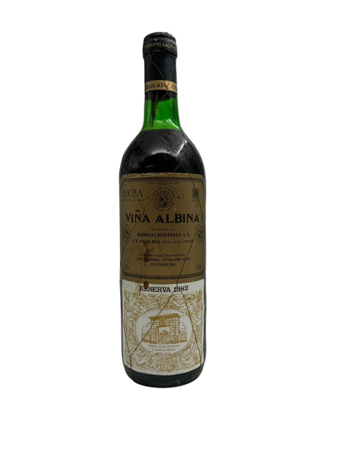 Flaska Viña Albina rött vin från 1982