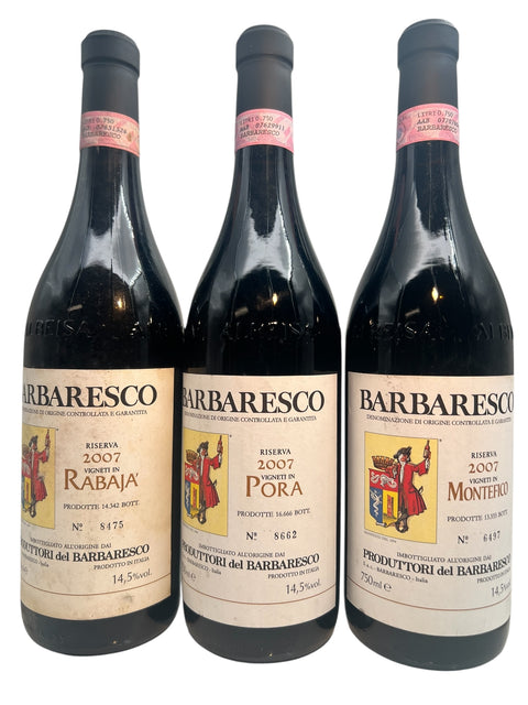 Tre flaskor Barbaresco-vin från Produttori del Barbaresco årgång 2007