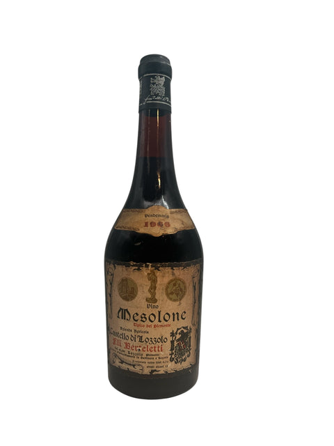 Flaske af Mesolone Castello di Loazzolo 1964 rødvin