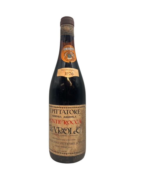 Flaska Barolo Francesco Pittatore rött vin från 1976