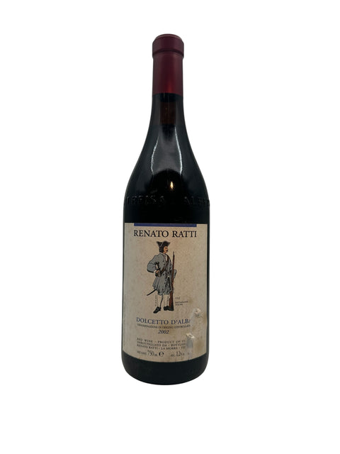 Flaske af Dolcetto d'Alba Renato Ratti 2002 rødvin