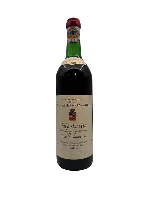 Pullo Valpolicella Guerrieri-Rizzardi 1980 punaviiniä