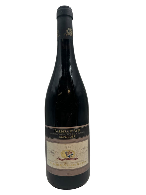 Fles rode wijn Barbera d'Asti Vinchio Vaglio 2002